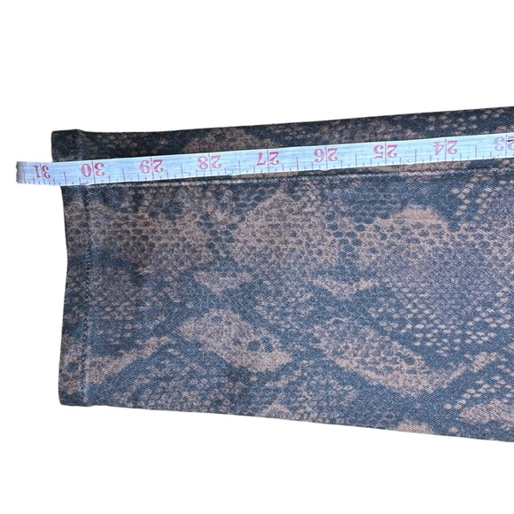 PAIGE Brown Snake Print HOXTON ULTRA SKINNY - Picture 10 of 10